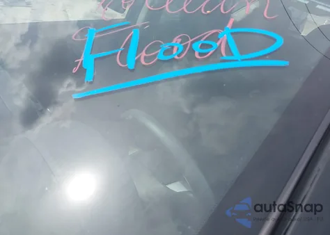 2014 Nissan Versa Note S Plus z USA, uszkodzony, nr VIN 3N1CE2CP0EL387259